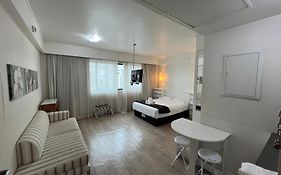 Hotel Av Ibirapuera 2534 Uh 1806